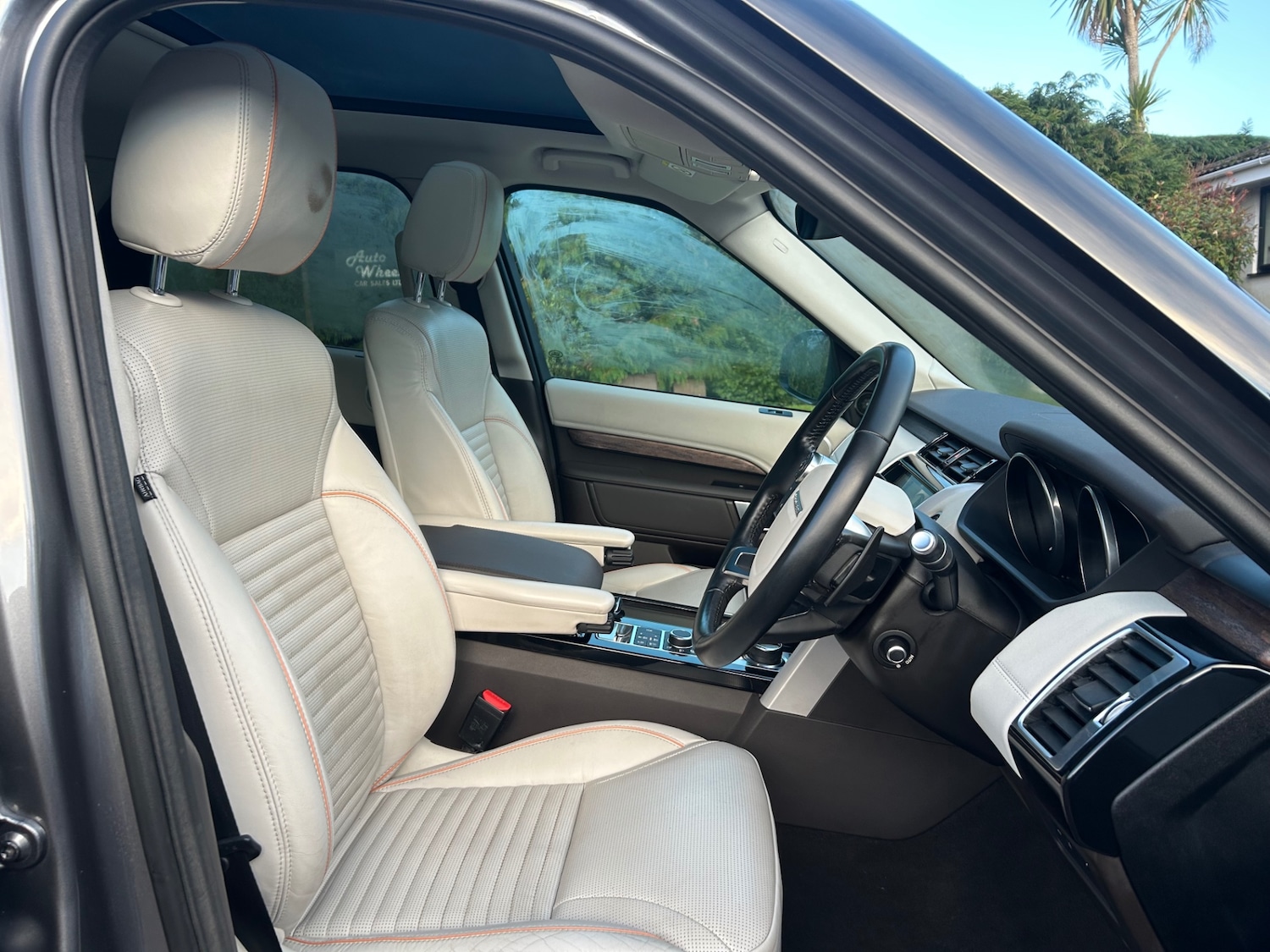 Used Land Rover Discovery 2017 for sale - 77015182: Photo 15