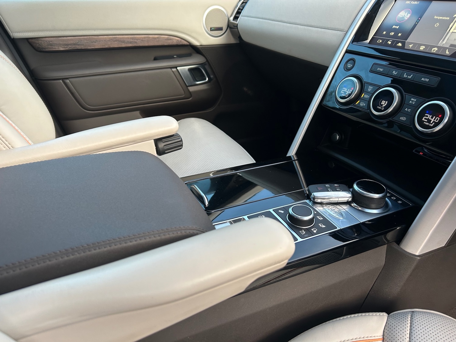 Used Land Rover Discovery 2017 for sale - 77015182: Photo 20