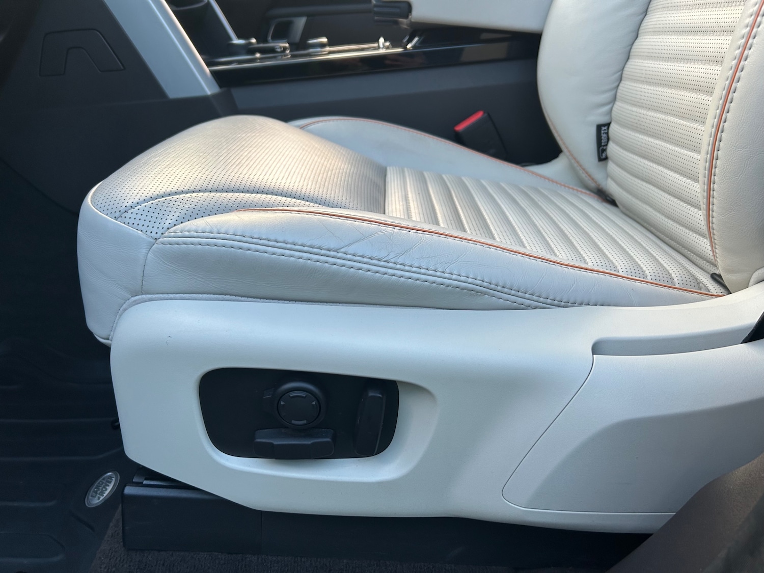 Used Land Rover Discovery 2017 for sale - 77015182: Photo 31