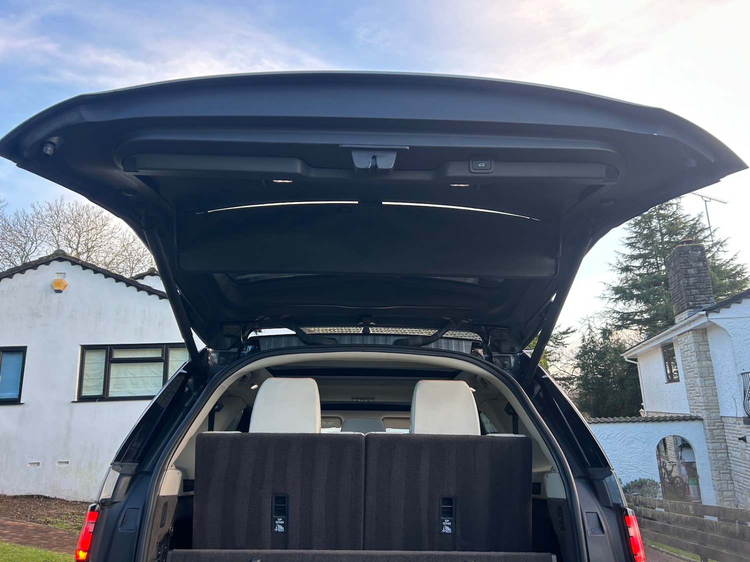 Used Land Rover Discovery 2017 for sale - 77015182: Photo 41