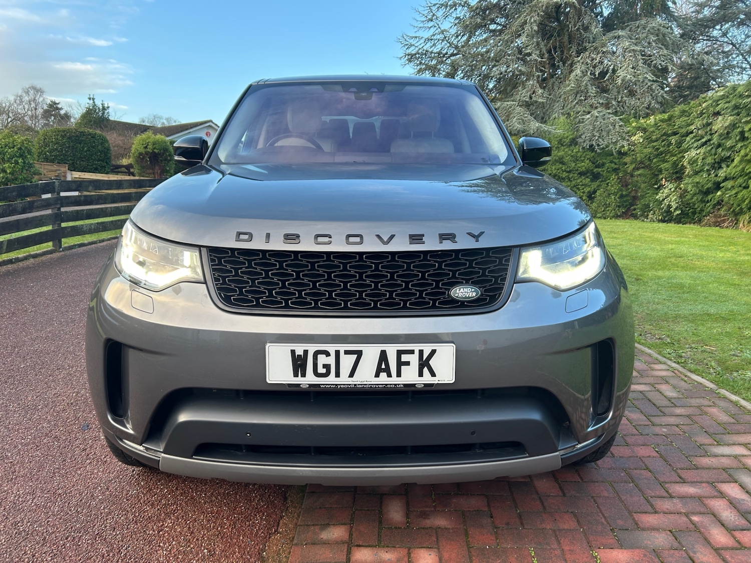 Used Land Rover Discovery 2017 for sale - 77015182: Photo 5