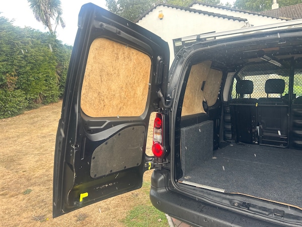 Used Citroen Berlingo 2017 for sale - 76281058: Photo 24