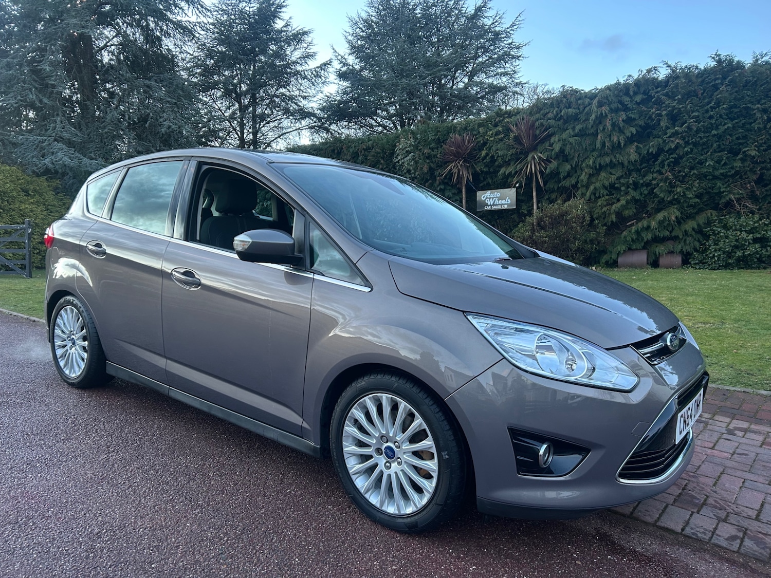 Used Ford C-Max 2014 for sale - 77107755: Photo 1