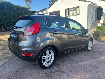 Used Ford Fiesta 2016 for sale - 79347478: Photo