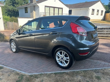 Used Ford Fiesta 2016 for sale - 79347478: Photo