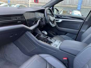Used Volkswagen Touareg 2021 for sale - 73350527: Photo