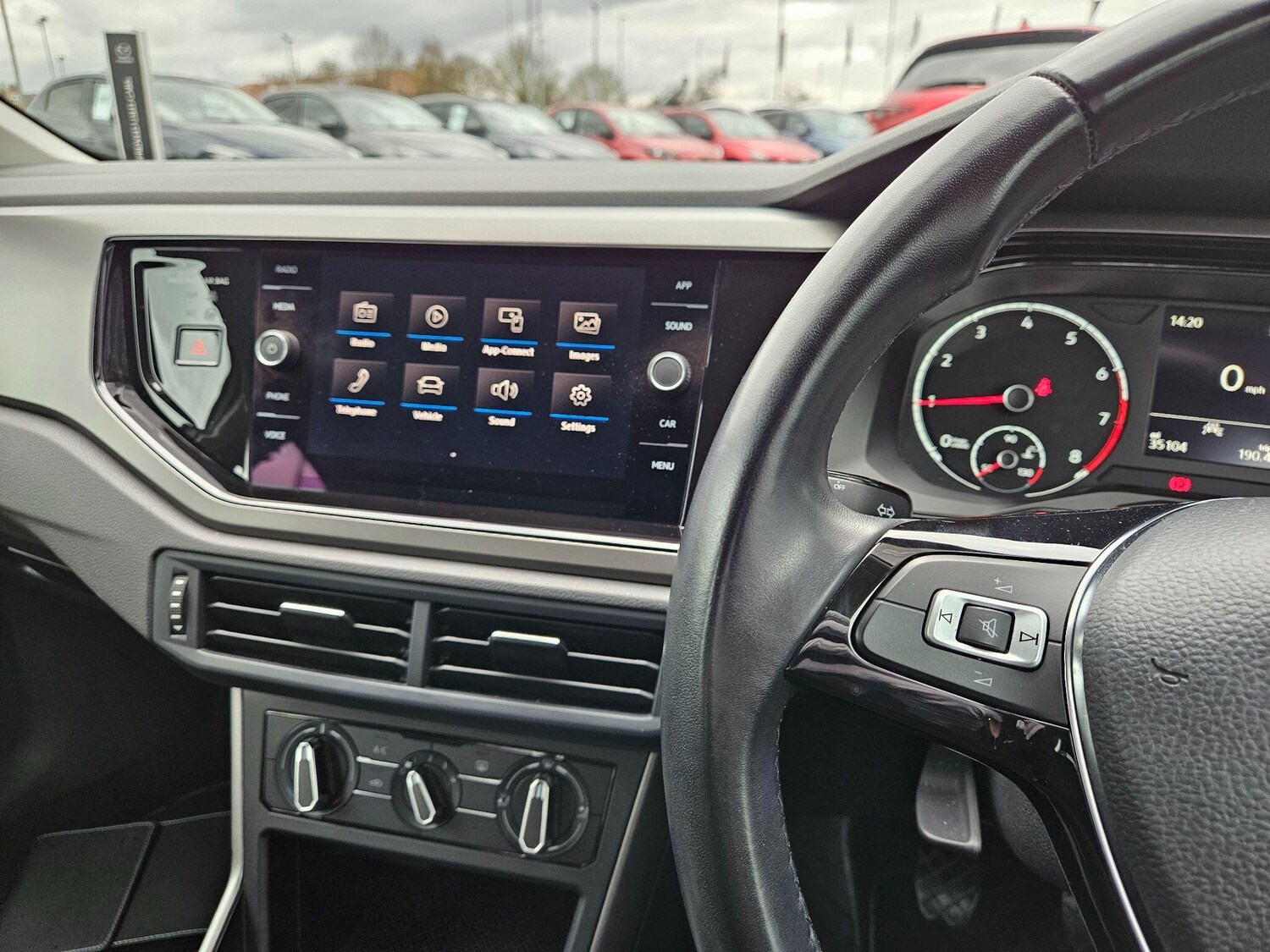 Used Volkswagen Polo 2019 for sale - 78157089: Photo 15