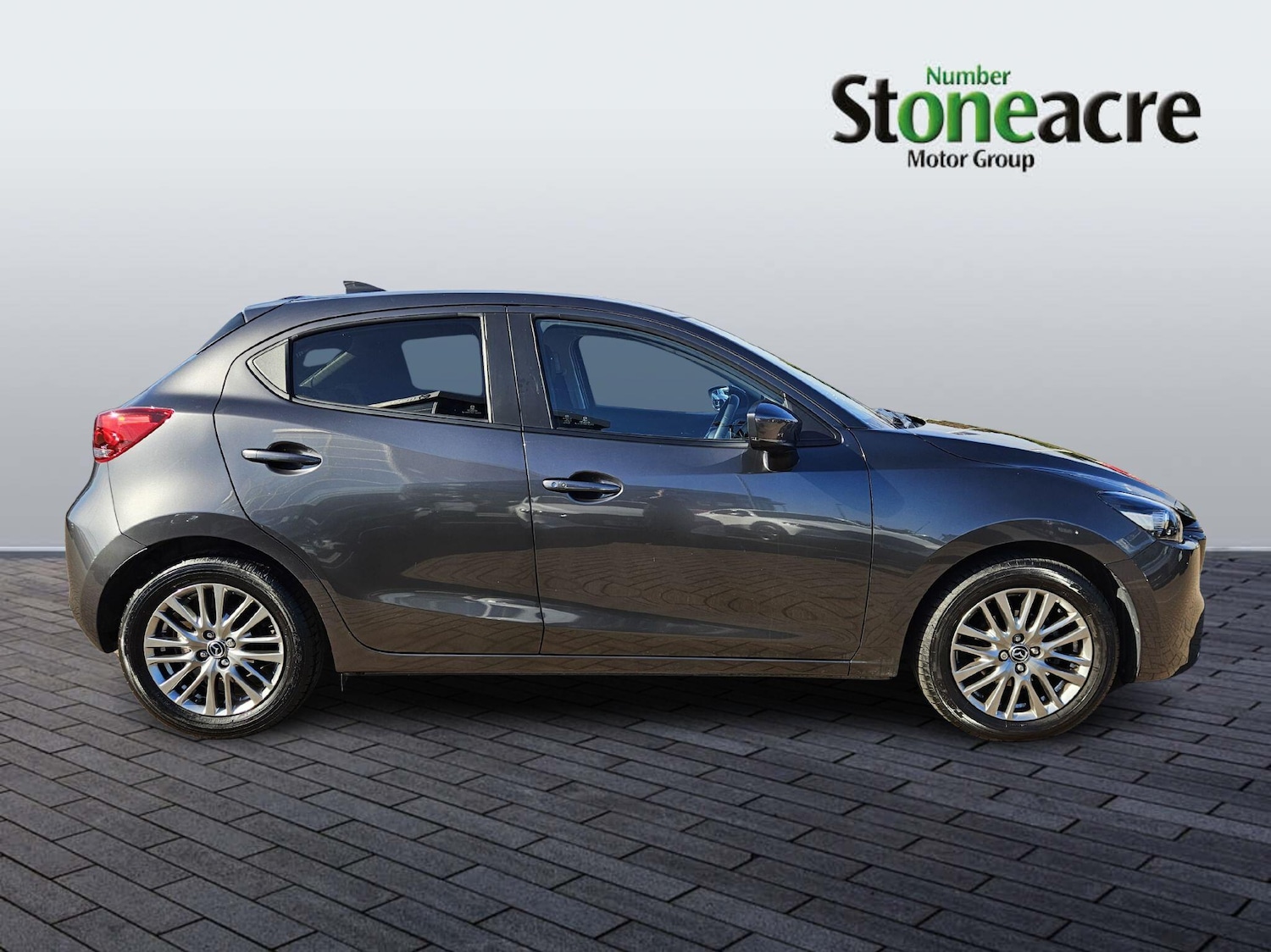 Used Mazda Mazda2 2024 for sale - 76109643: Photo 2