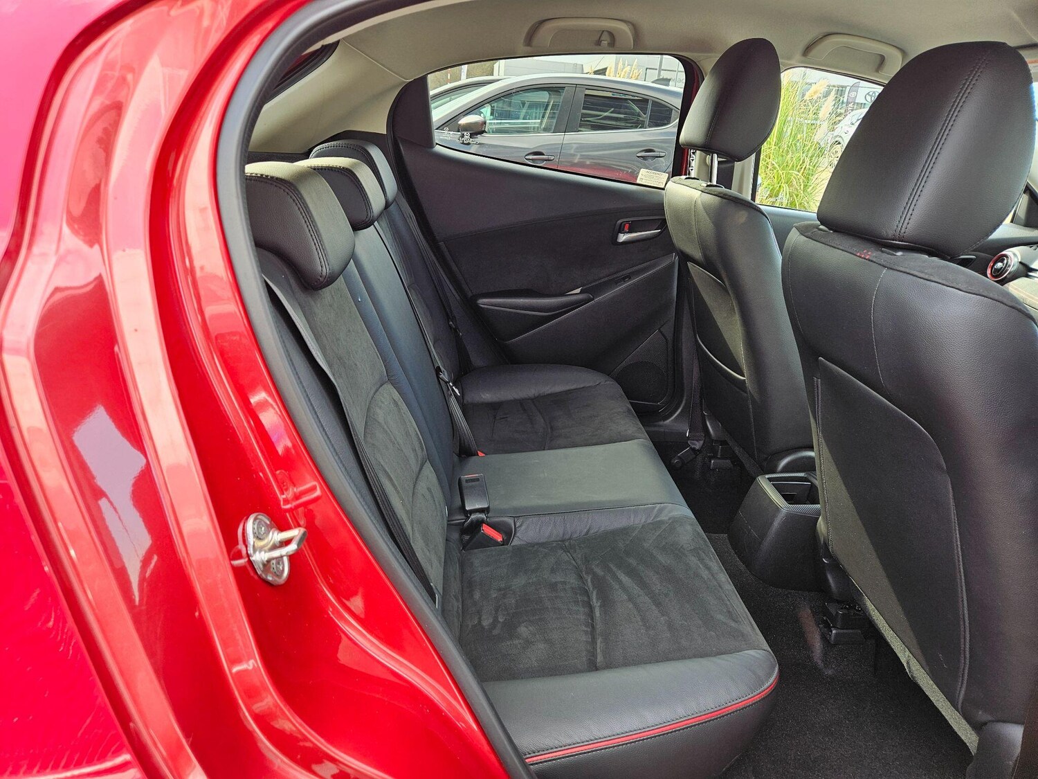 Used Mazda Mazda2 for sale - 77808902: Photo 18