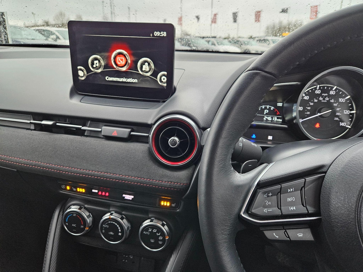 Used Mazda Mazda2 2024 for sale - 77455548: Photo 15