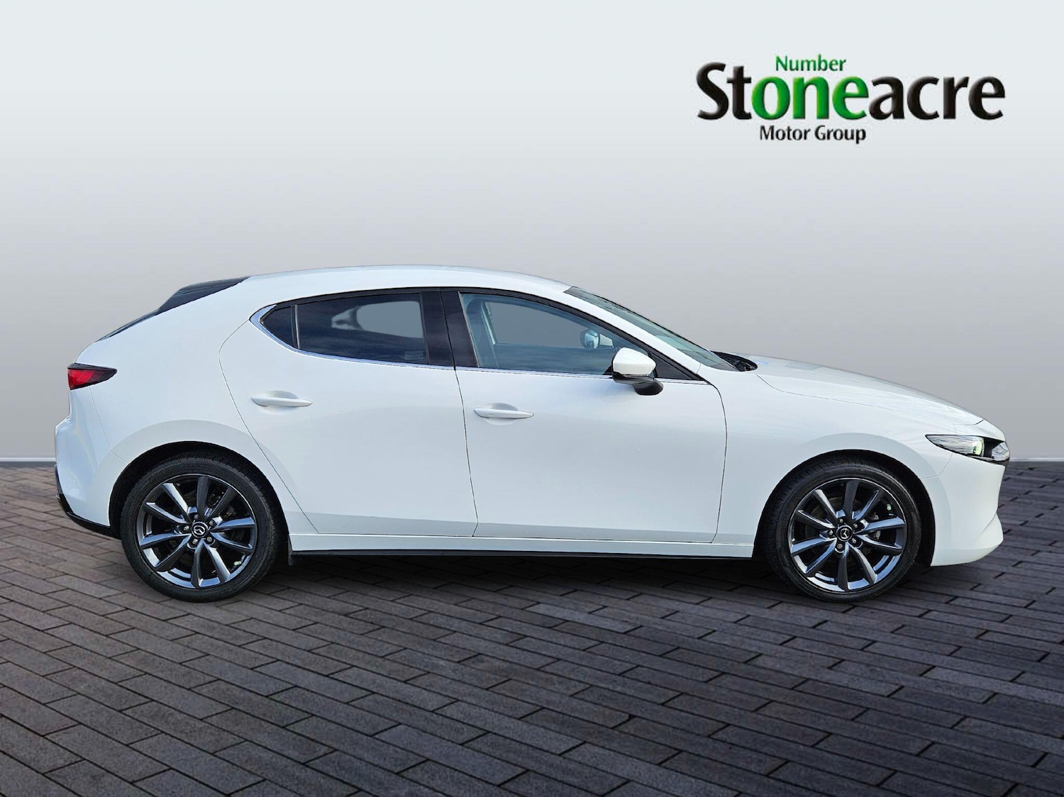 Used Mazda Mazda3 2022 for sale - 77696357: Photo 2