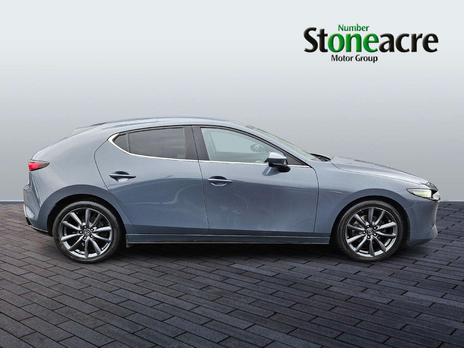Used Mazda Mazda3 2019 for sale - 77537918: Photo 2
