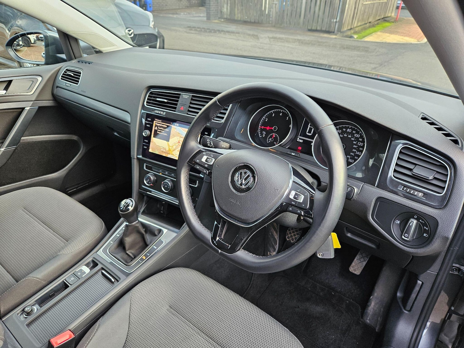 Used Volkswagen Golf 2018 for sale - 77538218: Photo 11