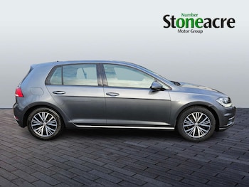 Used Volkswagen Golf 2018 for sale - 77538218: Photo