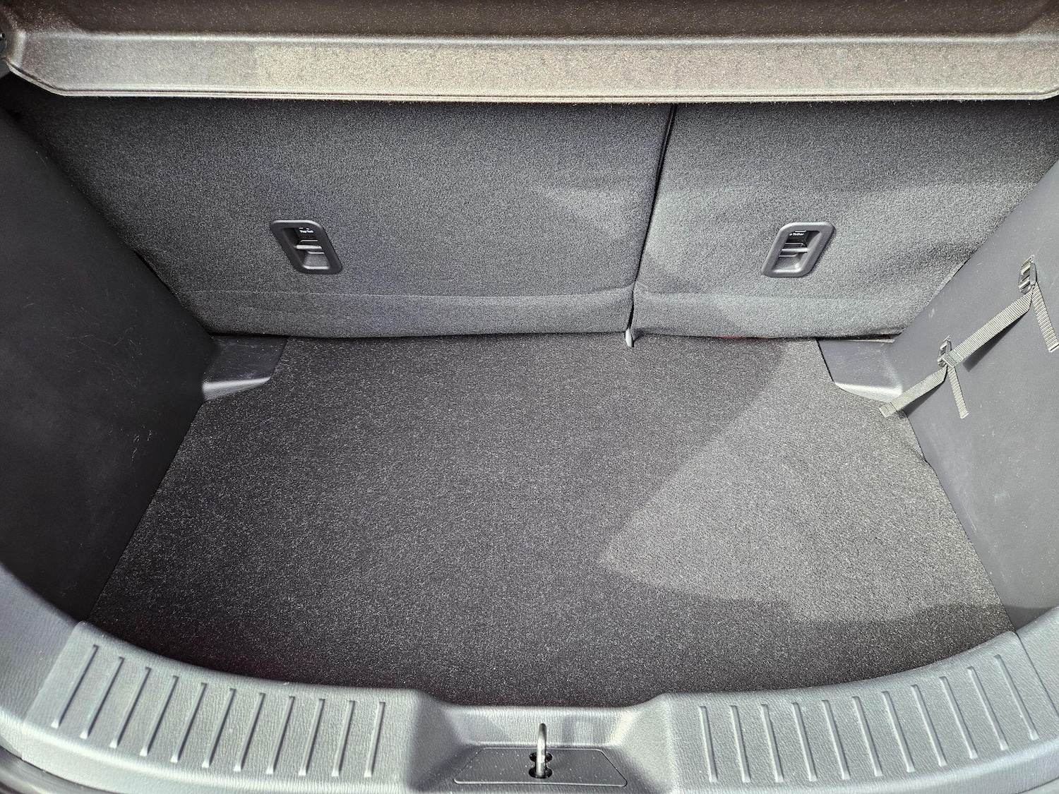 Used Mazda Mazda2 2023 for sale - 77839957: Photo 10