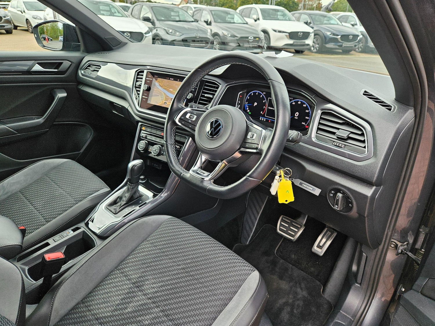 Used Volkswagen T-Roc 2021 for sale - 76214424: Photo 11
