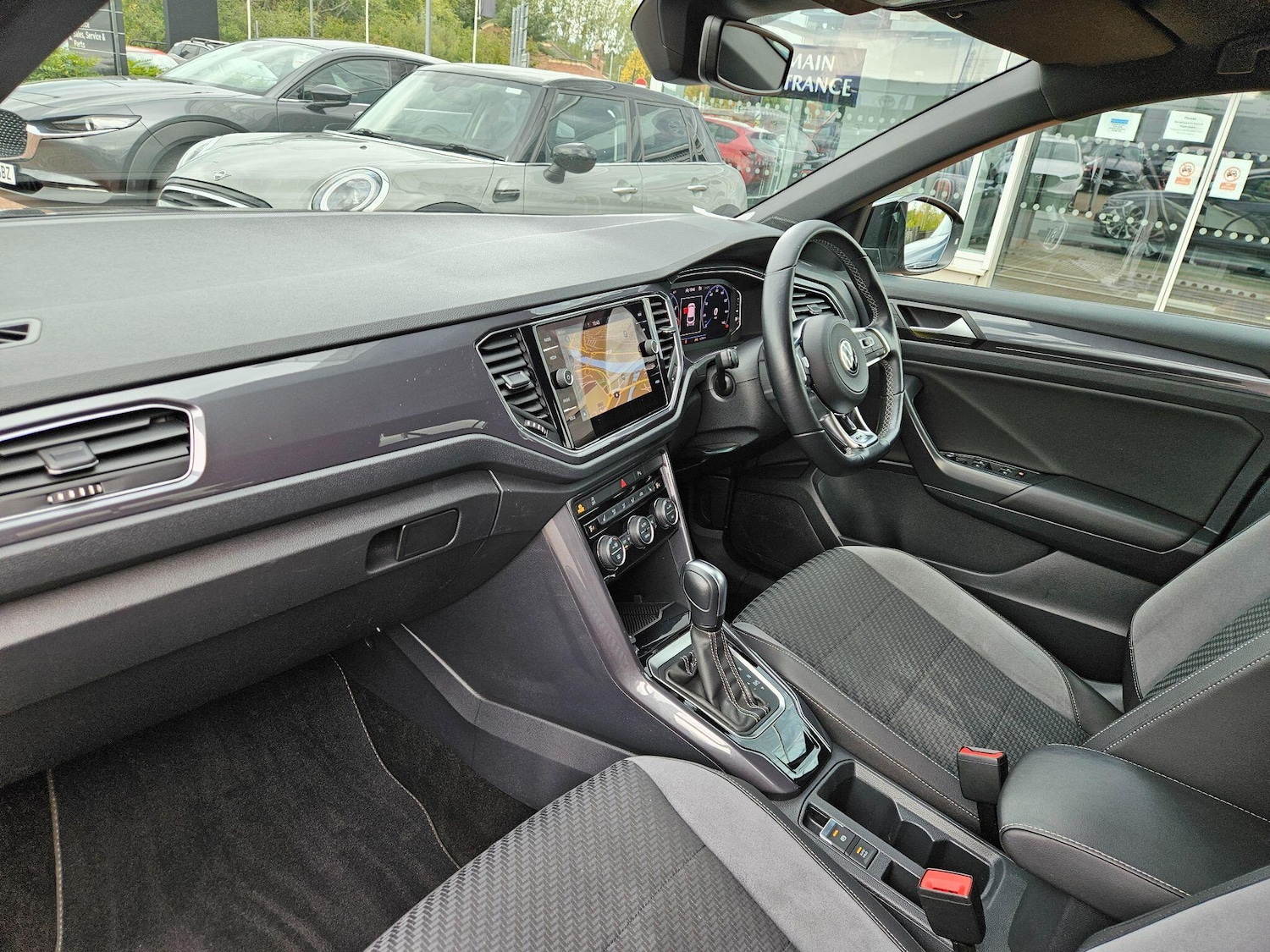 Used Volkswagen T-Roc 2021 for sale - 76214424: Photo 13