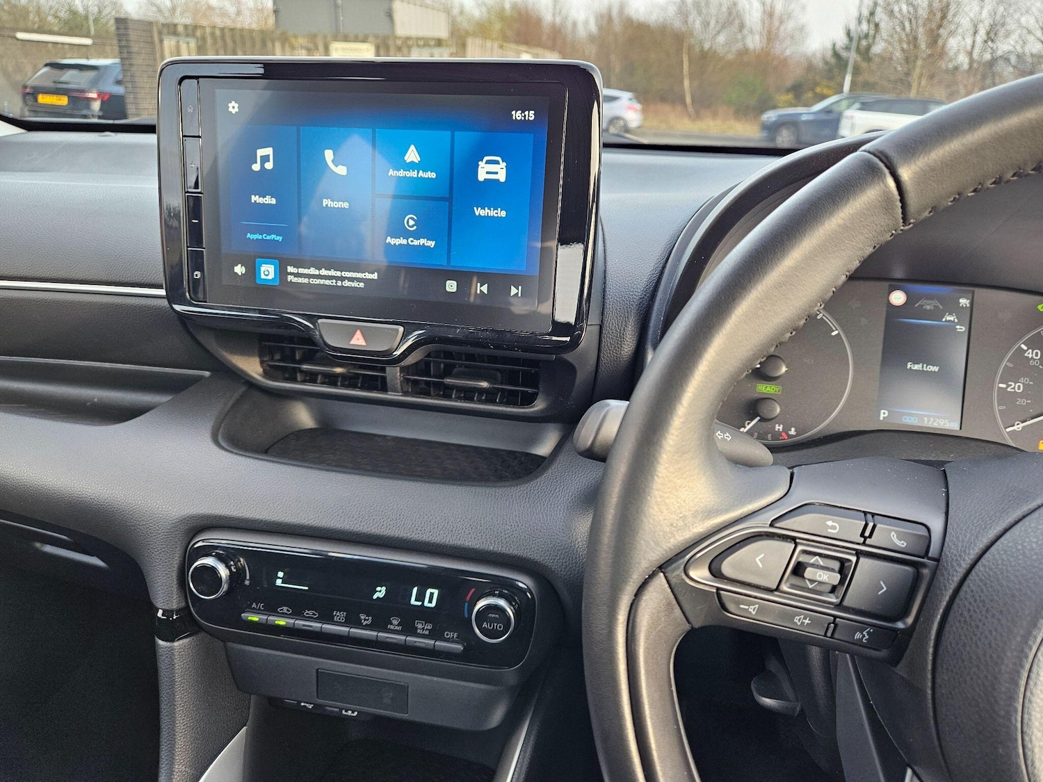 Used Mazda Mazda2 HYBRID 2024 for sale - 78086905: Photo 15