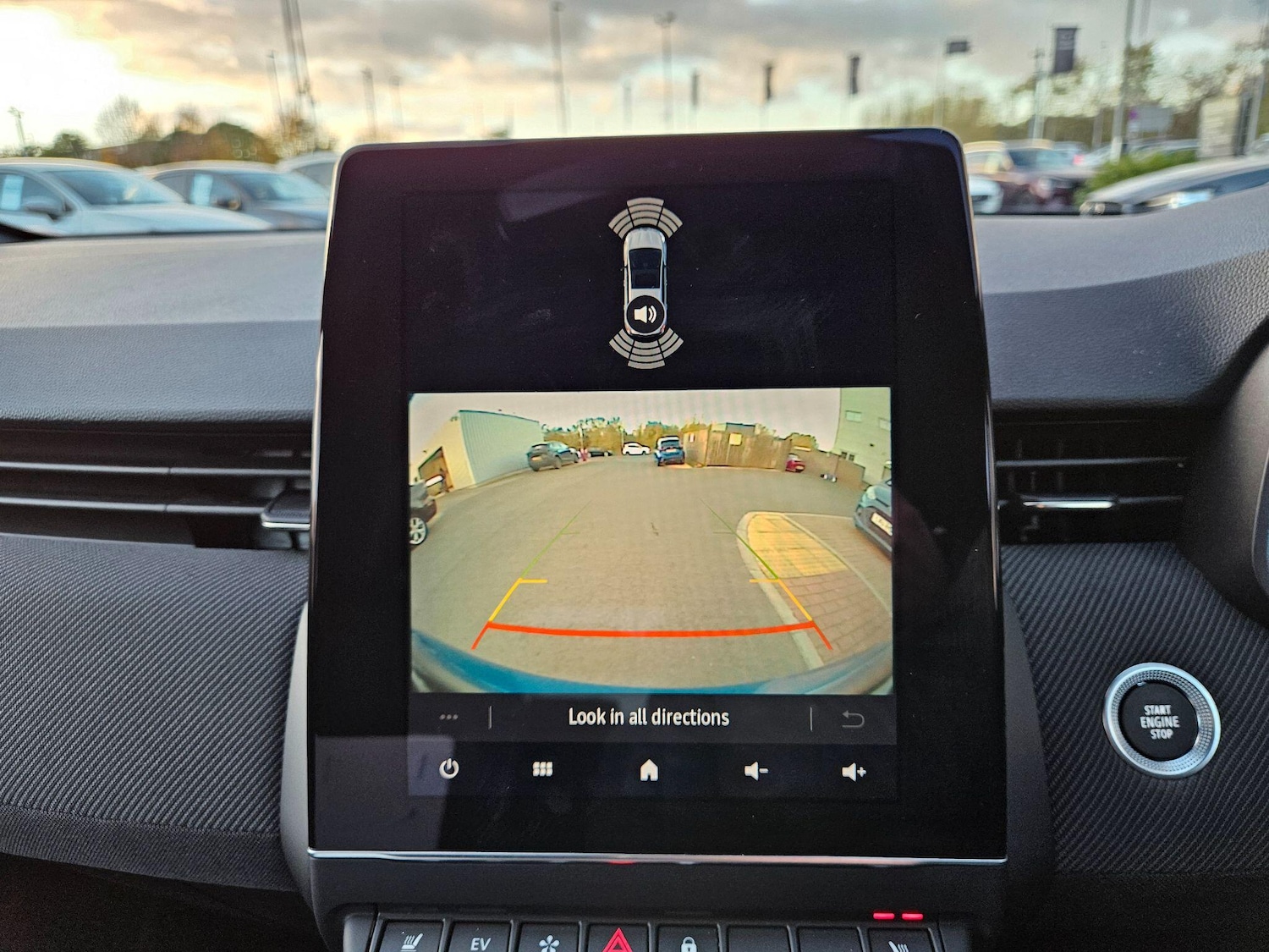 Used Renault Clio 2023 for sale - 76408799: Photo 16