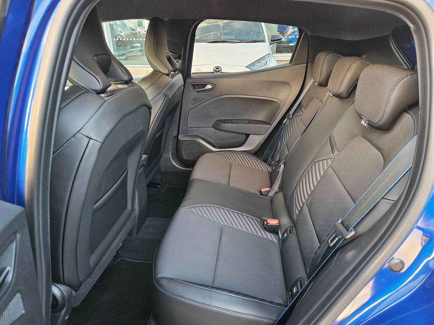 Used Renault Clio 2023 for sale - 76408799: Photo 20