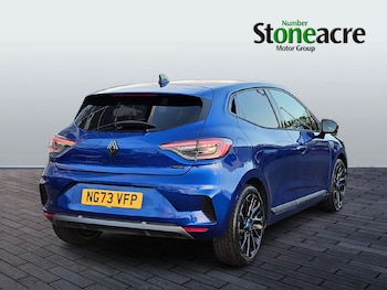 Used Renault Clio 2023 for sale - 76408799: Photo