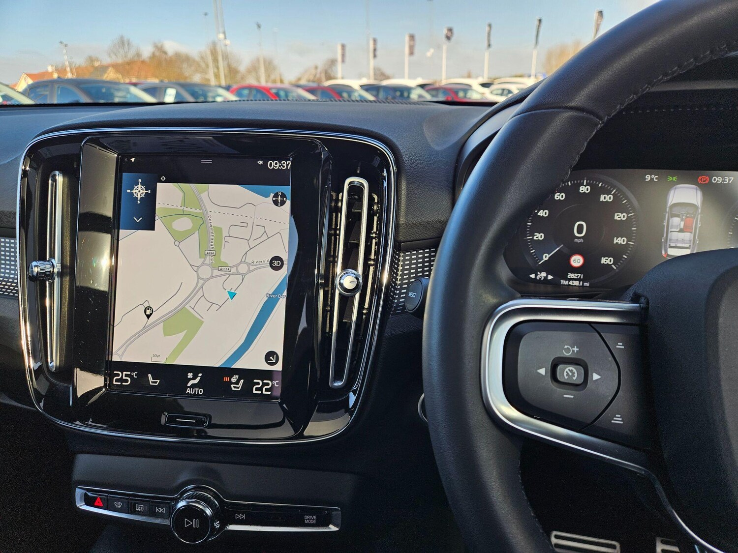 Used Volvo XC40 for sale - 78086785: Photo 15