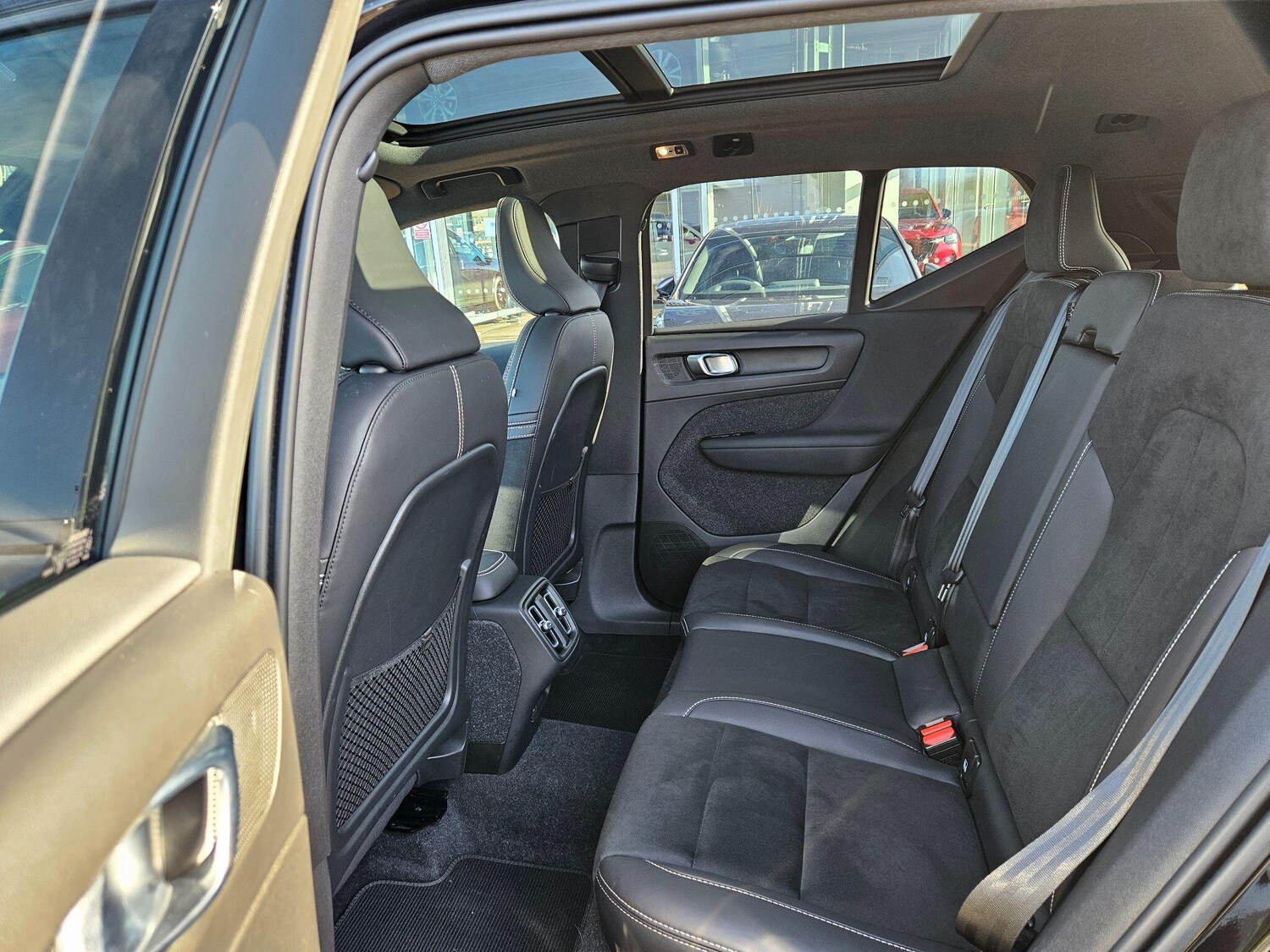 Used Volvo XC40 for sale - 78086785: Photo 18