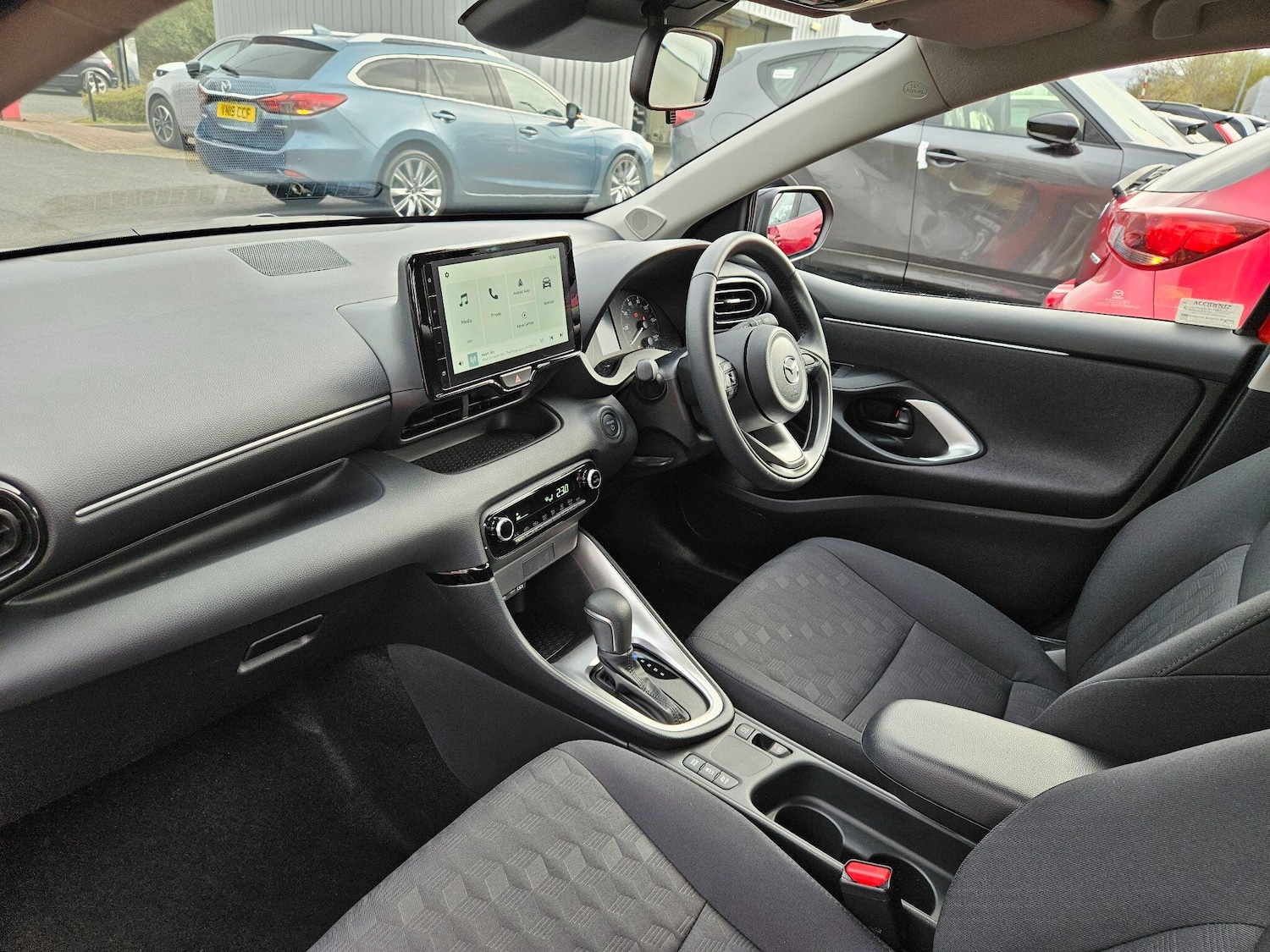 Used Mazda Mazda2 HYBRID 2025 for sale - 78047085: Photo 13