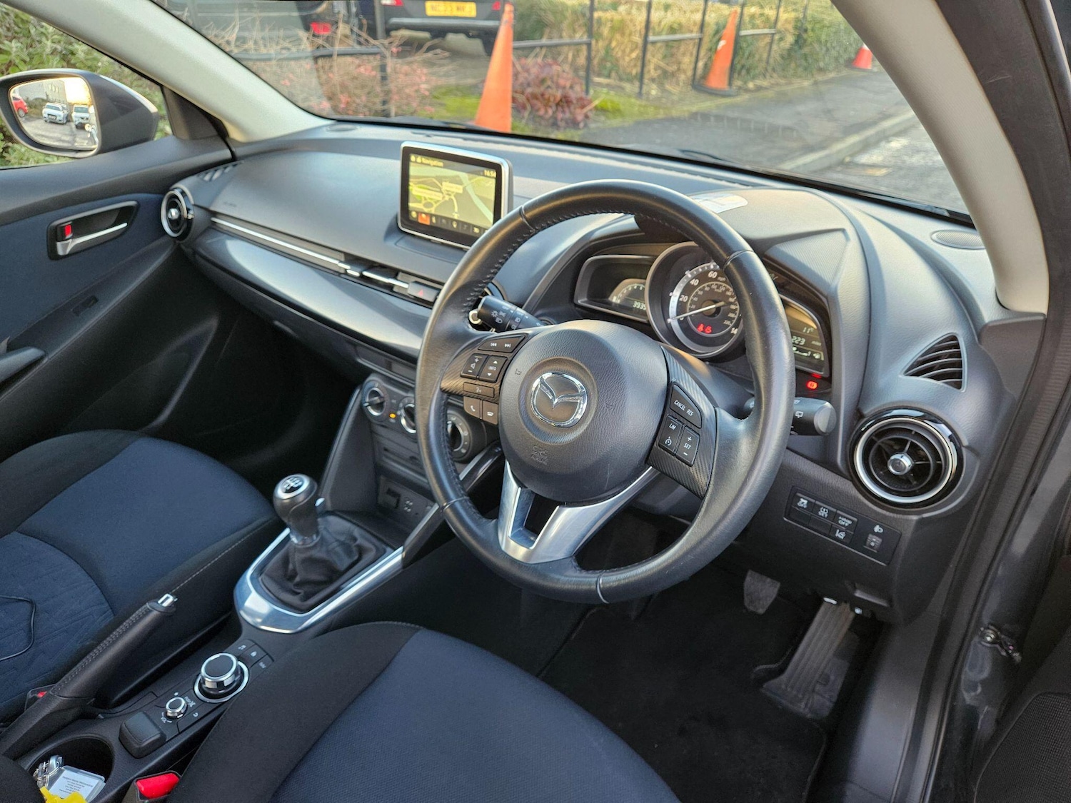 Used Mazda Mazda2 2016 for sale - 77696455: Photo 11