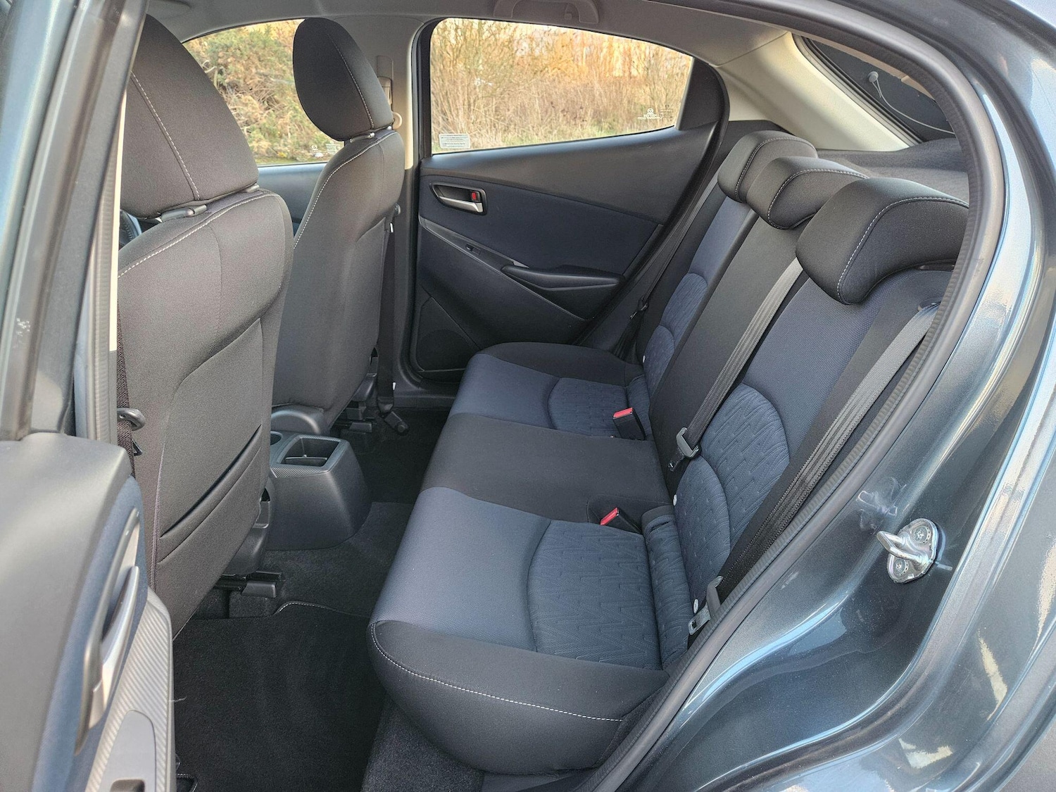 Used Mazda Mazda2 2016 for sale - 77696455: Photo 18