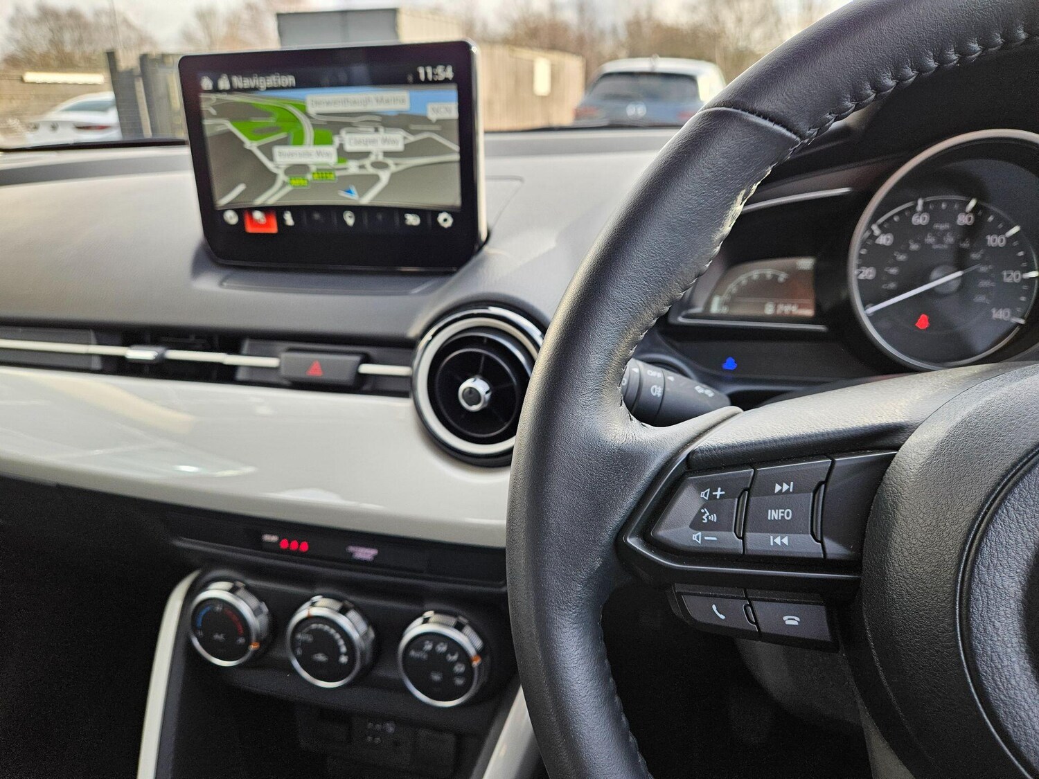 Used Mazda Mazda2 2023 for sale - 77575373: Photo 15