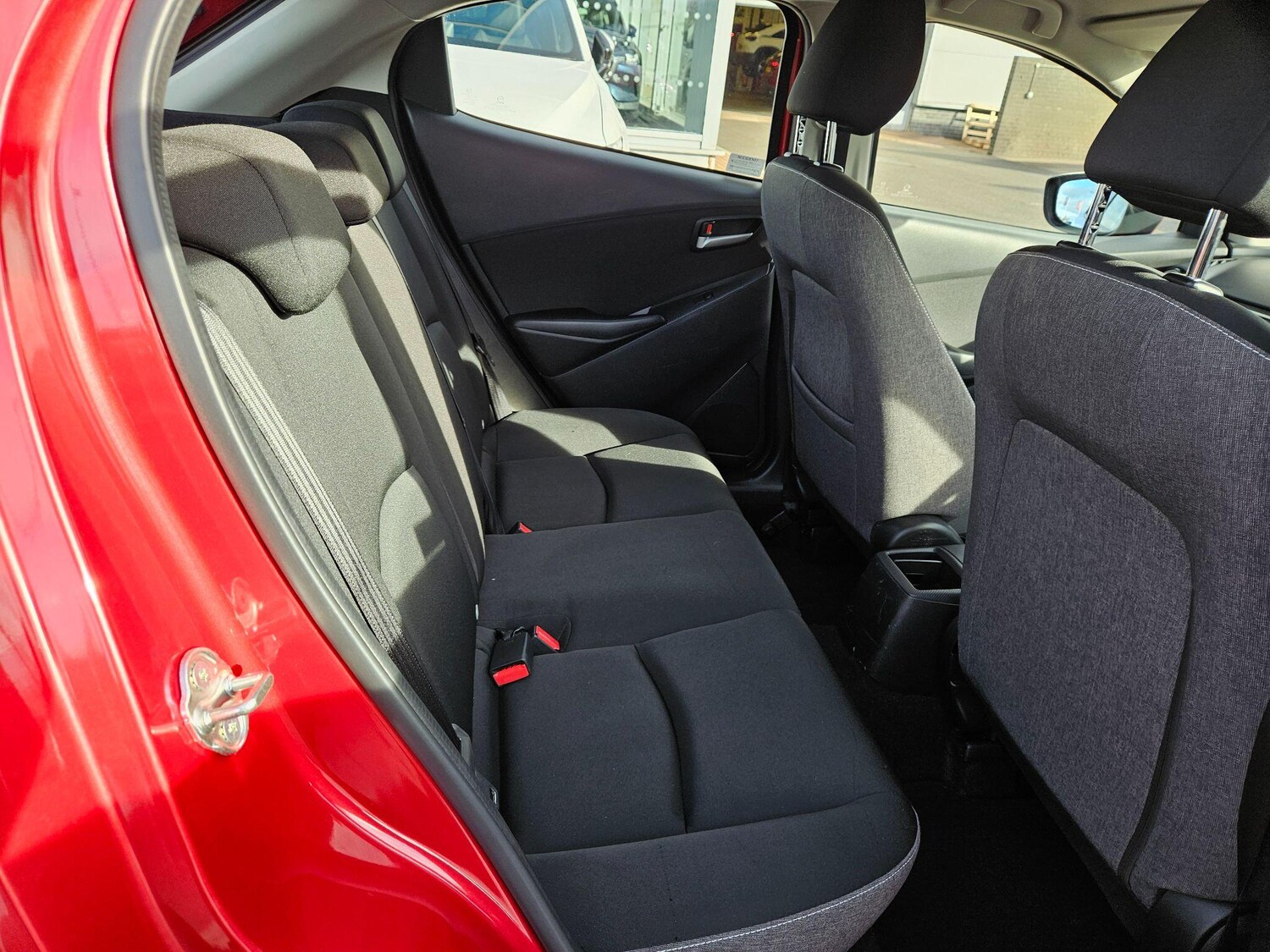 Used Mazda Mazda2 2023 for sale - 77575373: Photo 18