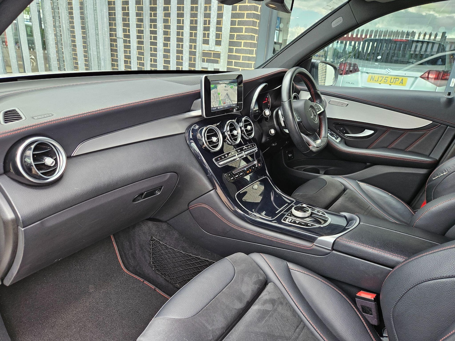 Used Mercedes-Benz GLC 2019 for sale - 76849895: Photo 13