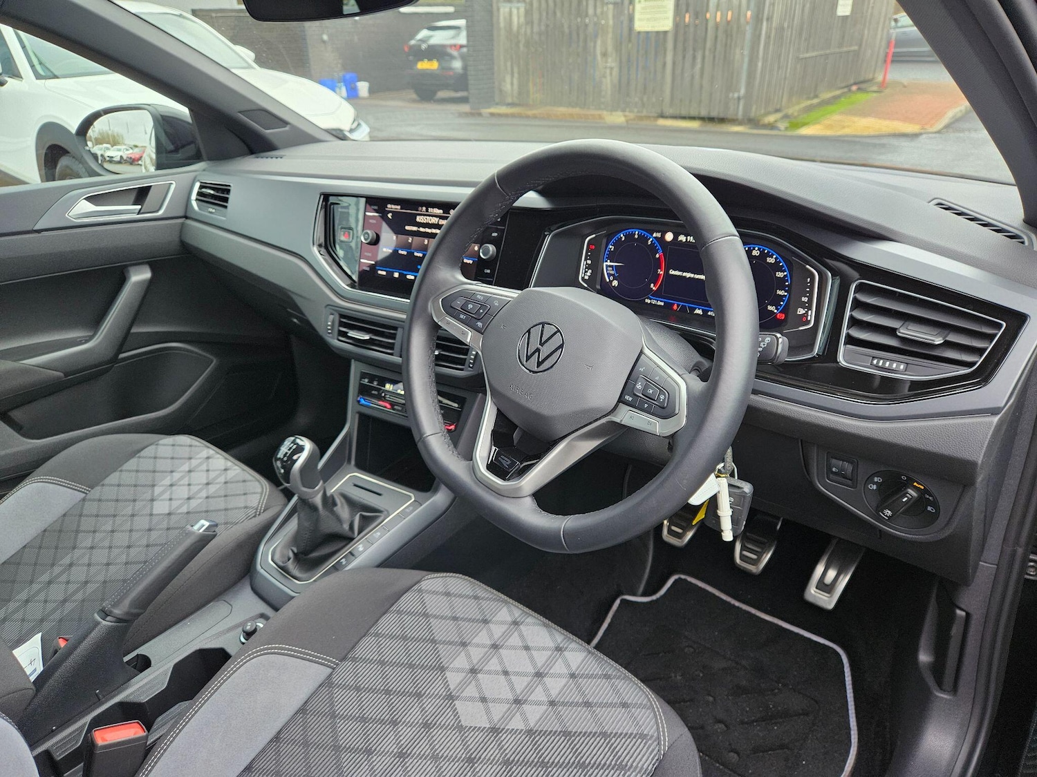 Used Volkswagen Taigo 2025 for sale - 76850415: Photo 11