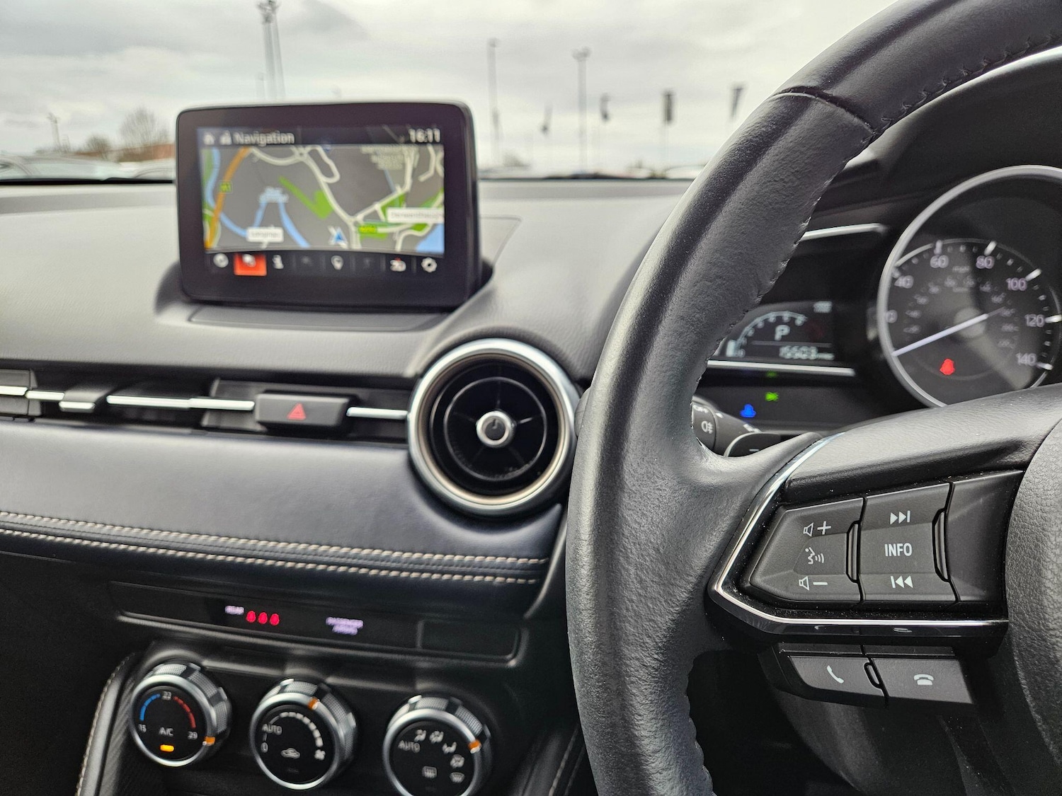 Used Mazda Mazda2 for sale - 78047908: Photo 15