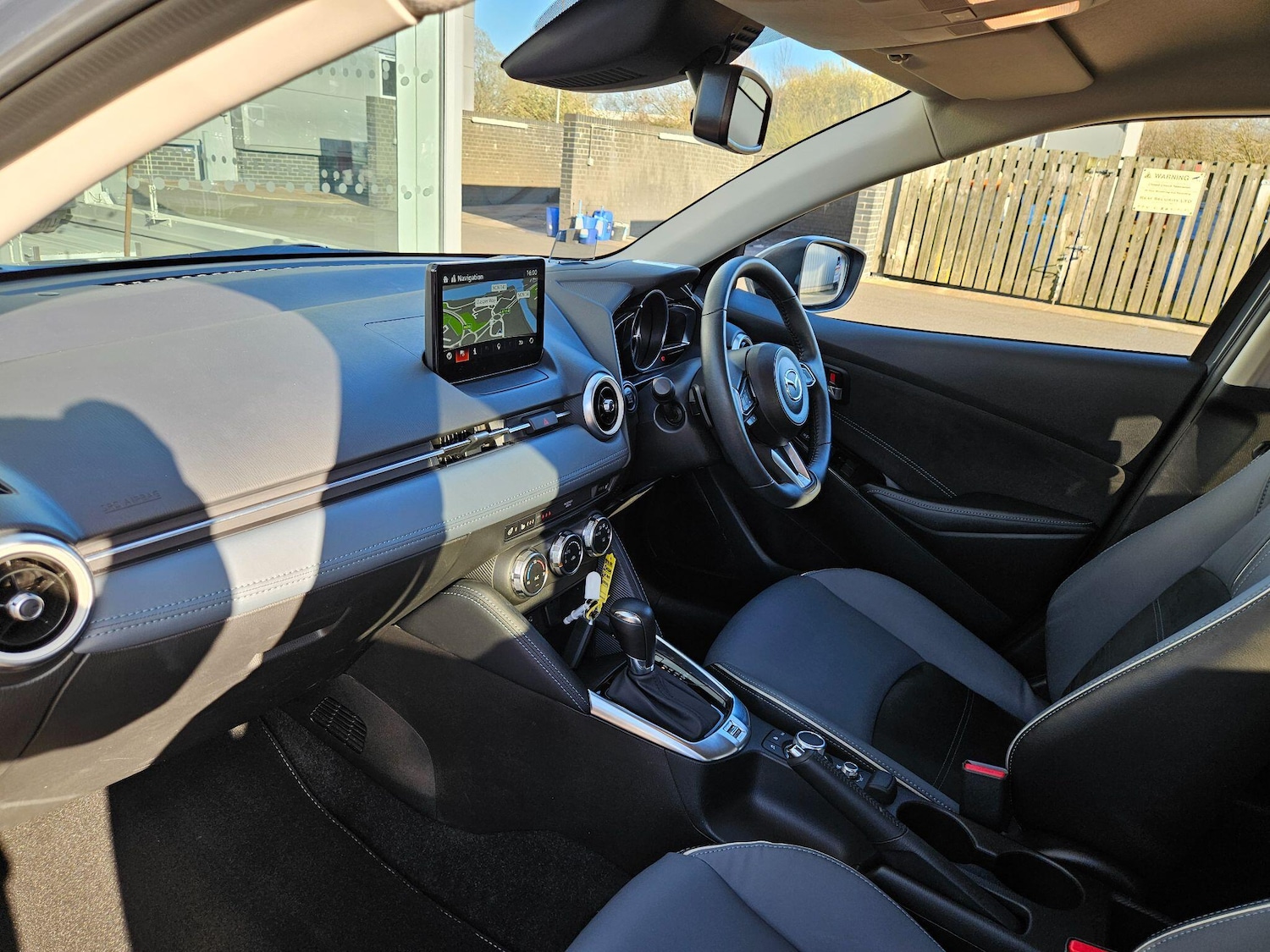 Used Mazda Mazda2 2022 for sale - 77926254: Photo 12