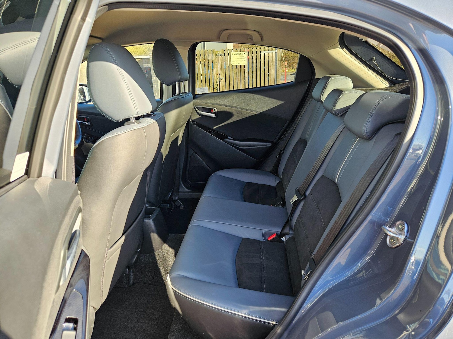 Used Mazda Mazda2 2022 for sale - 77926254: Photo 18