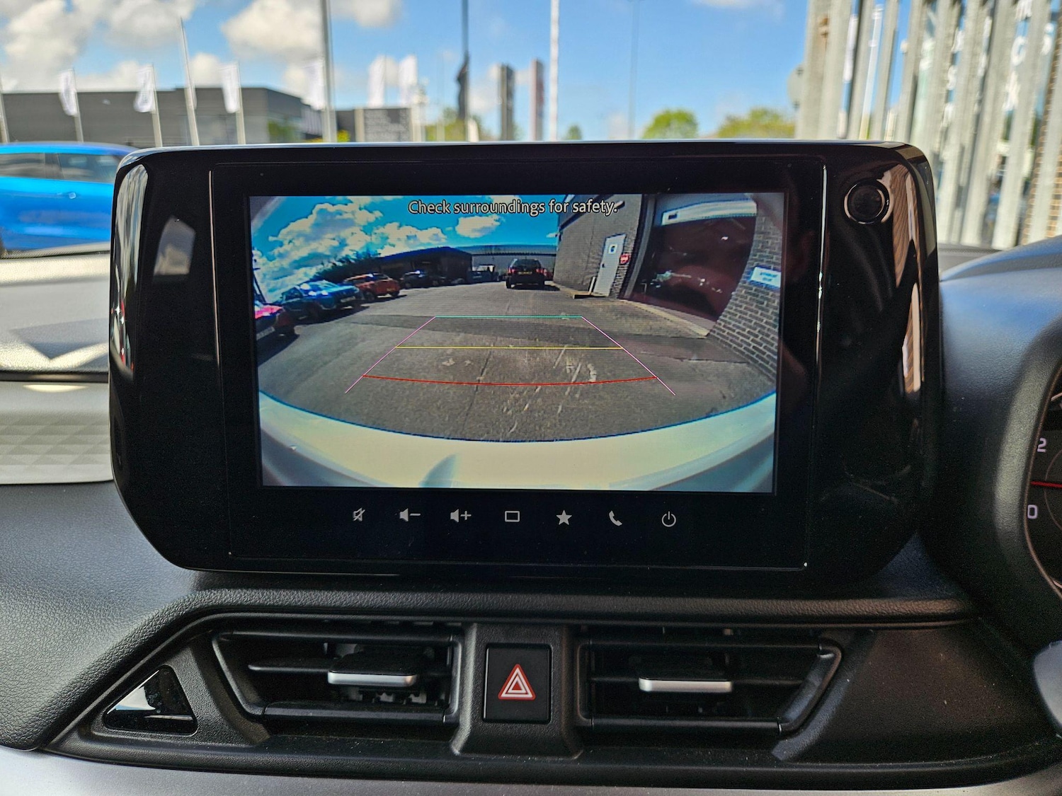 Used Suzuki Swift 2024 for sale - 76550245: Photo 17