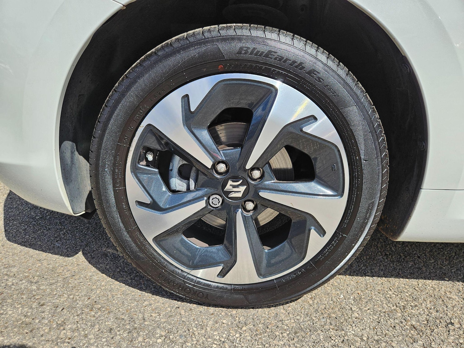 Used Suzuki Swift 2024 for sale - 76550245: Photo 9