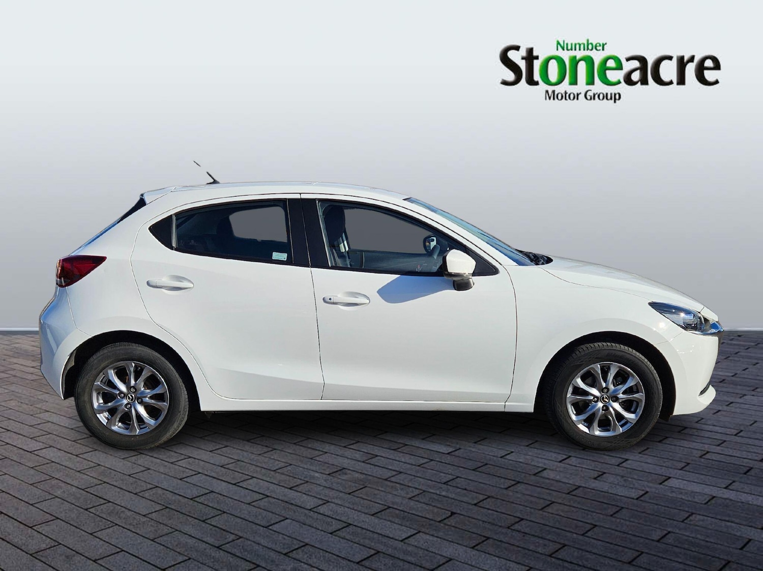 Used Mazda Mazda2 2023 for sale - 77969859: Photo 2