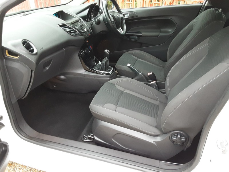 Used Ford Fiesta 2014 for sale - 76334169: Photo 10