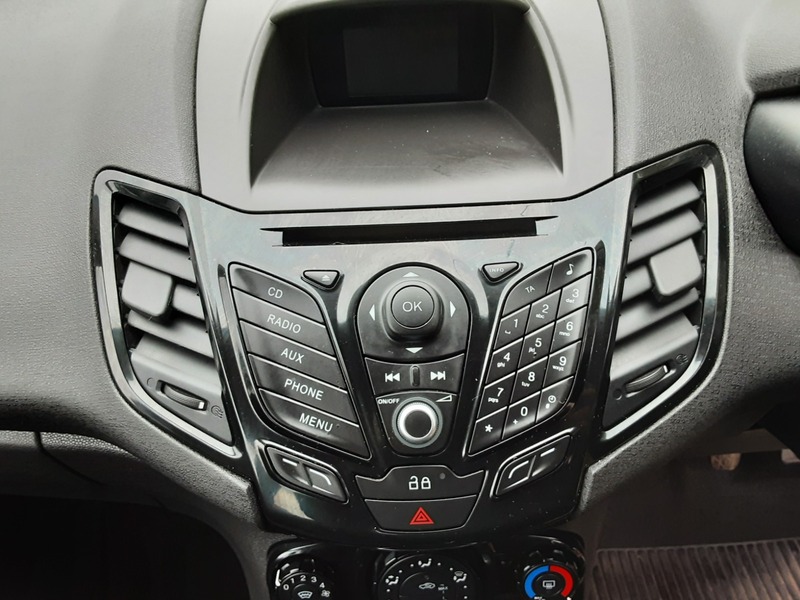 Used Ford Fiesta 2014 for sale - 76334169: Photo 13