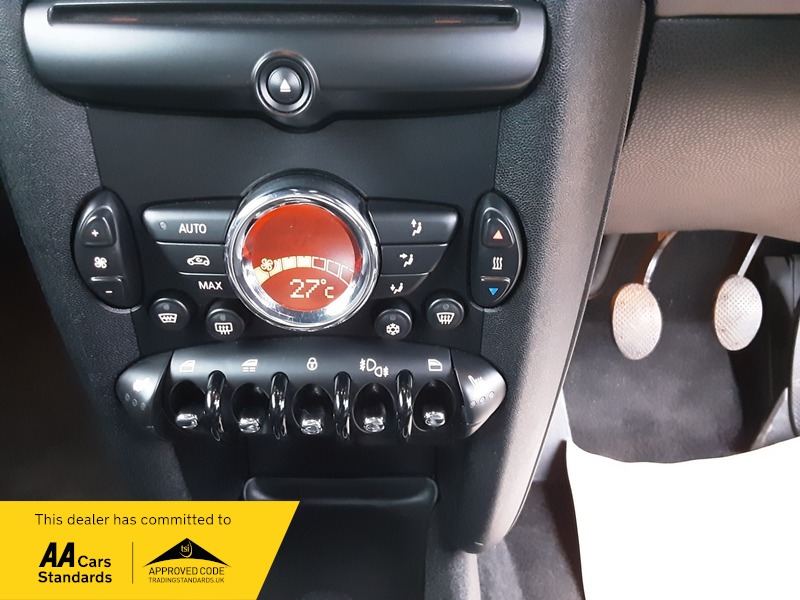 Used MINI One 2010 for sale - 76618313: Photo 15