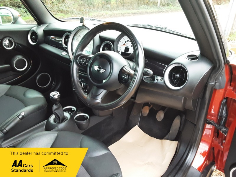 Used MINI One 2010 for sale - 76618313: Photo 6