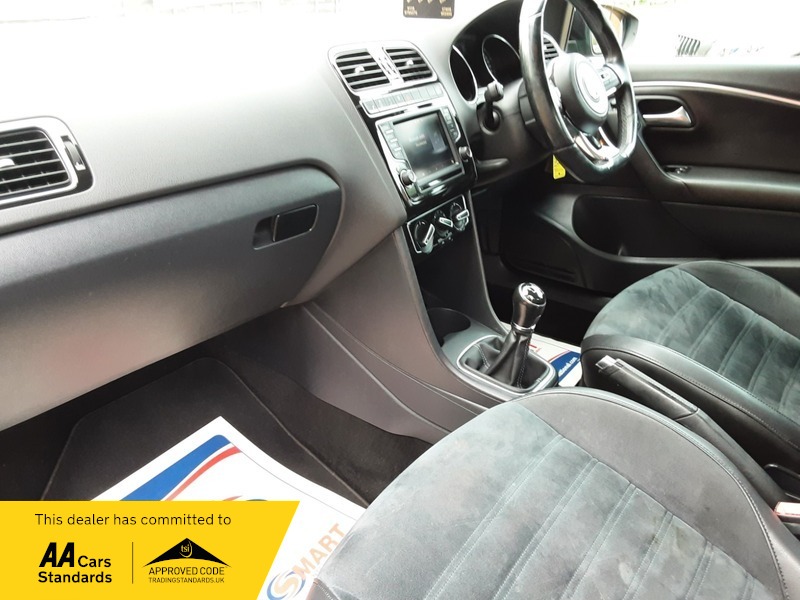 Used Volkswagen Polo 2014 for sale - 76236347: Photo 11