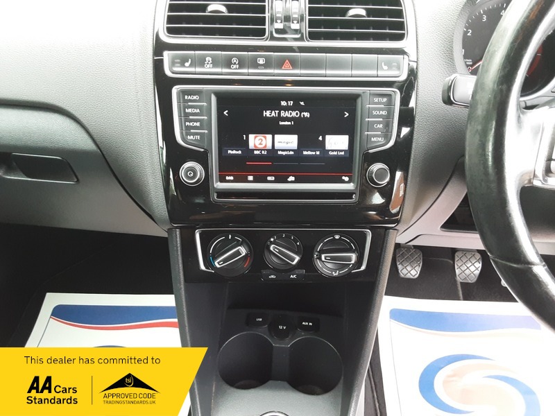 Used Volkswagen Polo 2014 for sale - 76236347: Photo 15