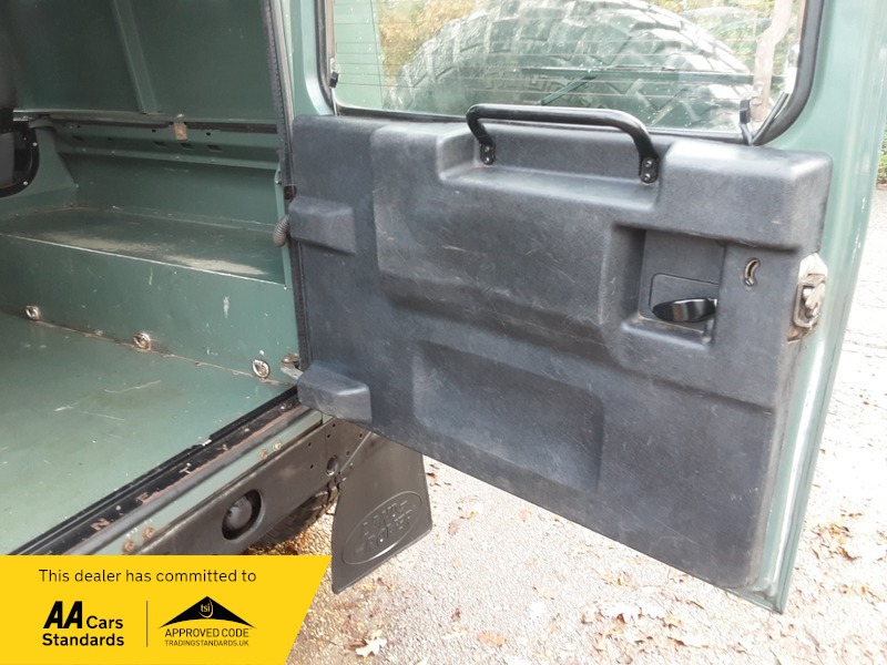 Used Land Rover Defender 2012 for sale - 76559695: Photo 21