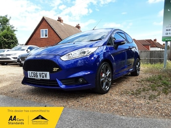 Used Ford Fiesta 2016 for sale - 78920254: Photo