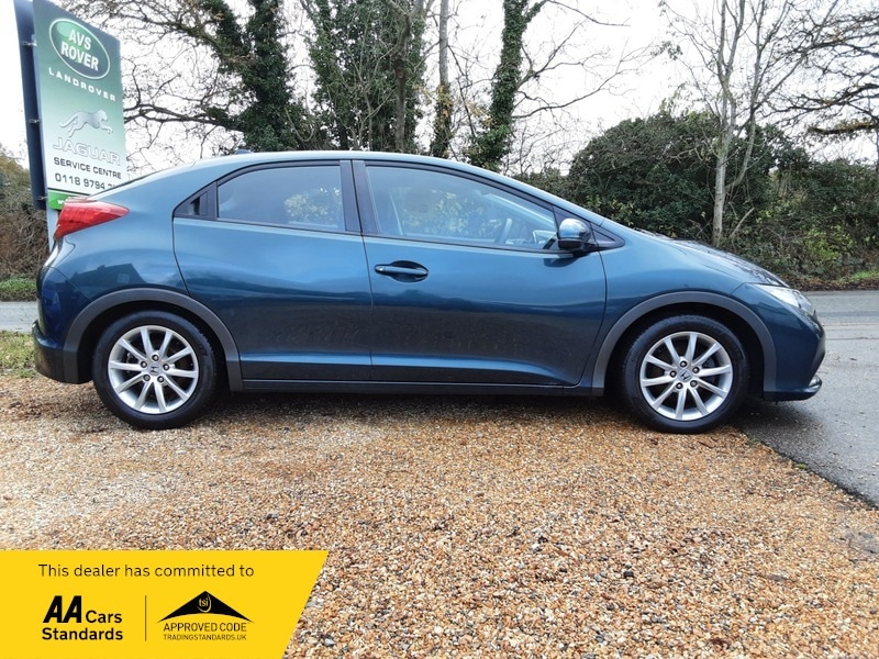 Used Honda Civic 2012 for sale - 76605322: Photo 10