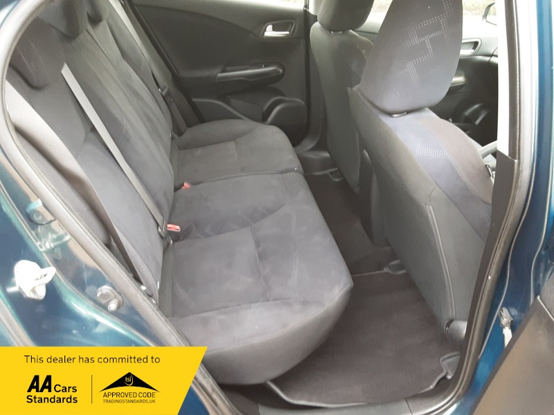 Used Honda Civic 2012 for sale - 76605322: Photo 17